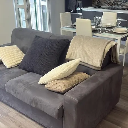 Ma Ni House 아파트